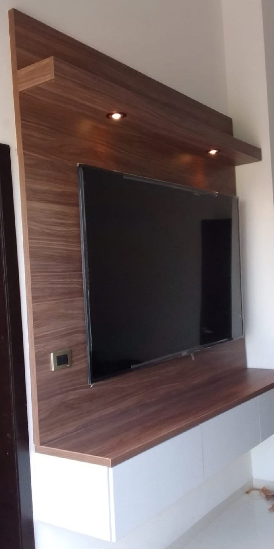Mueble de TV C004
